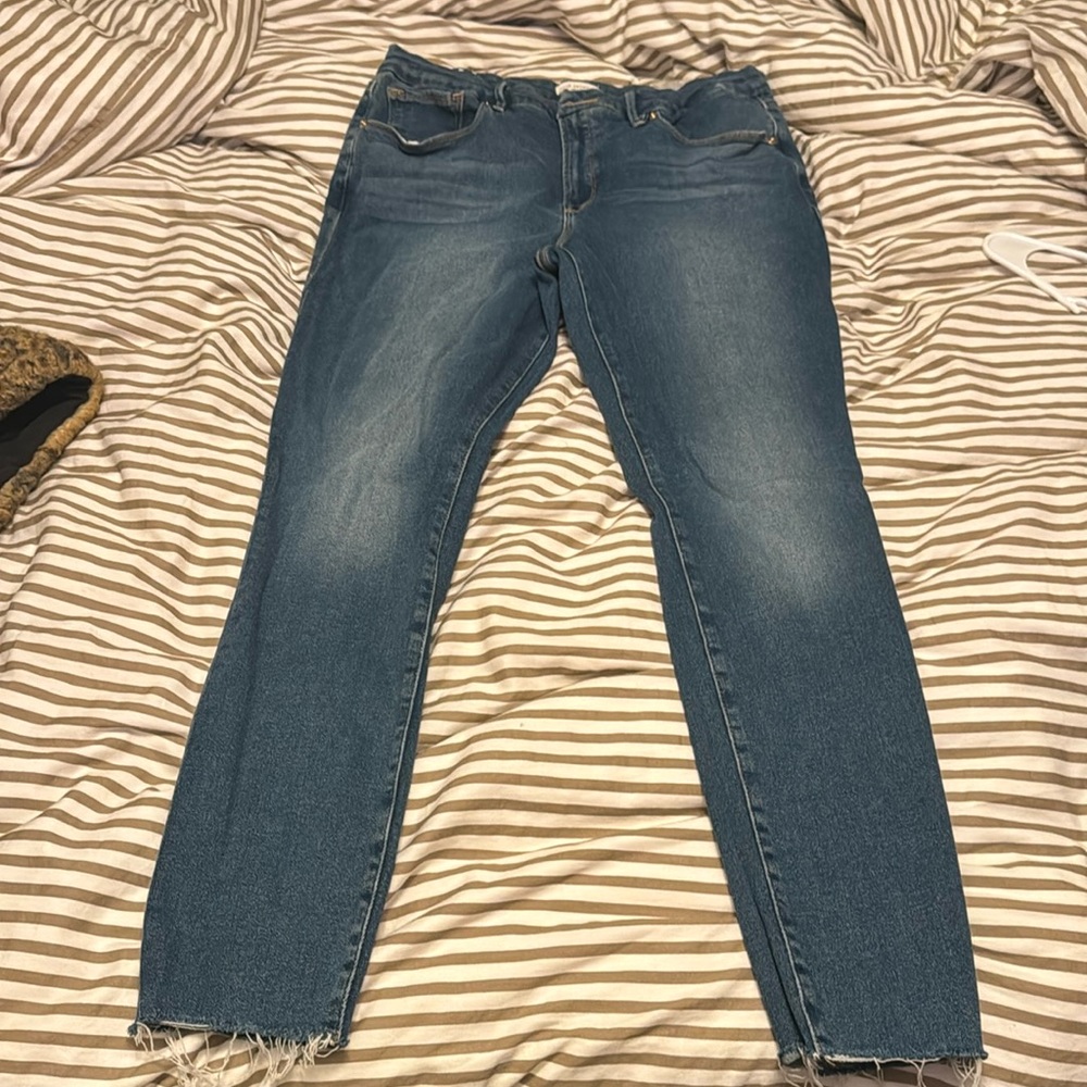 Good American Good Legs Skinny Jeans